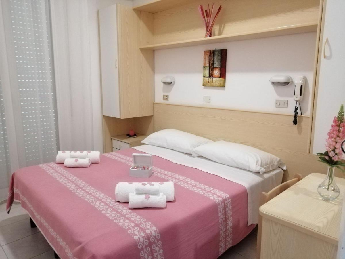 Hotel Alba Rimini Esterno foto