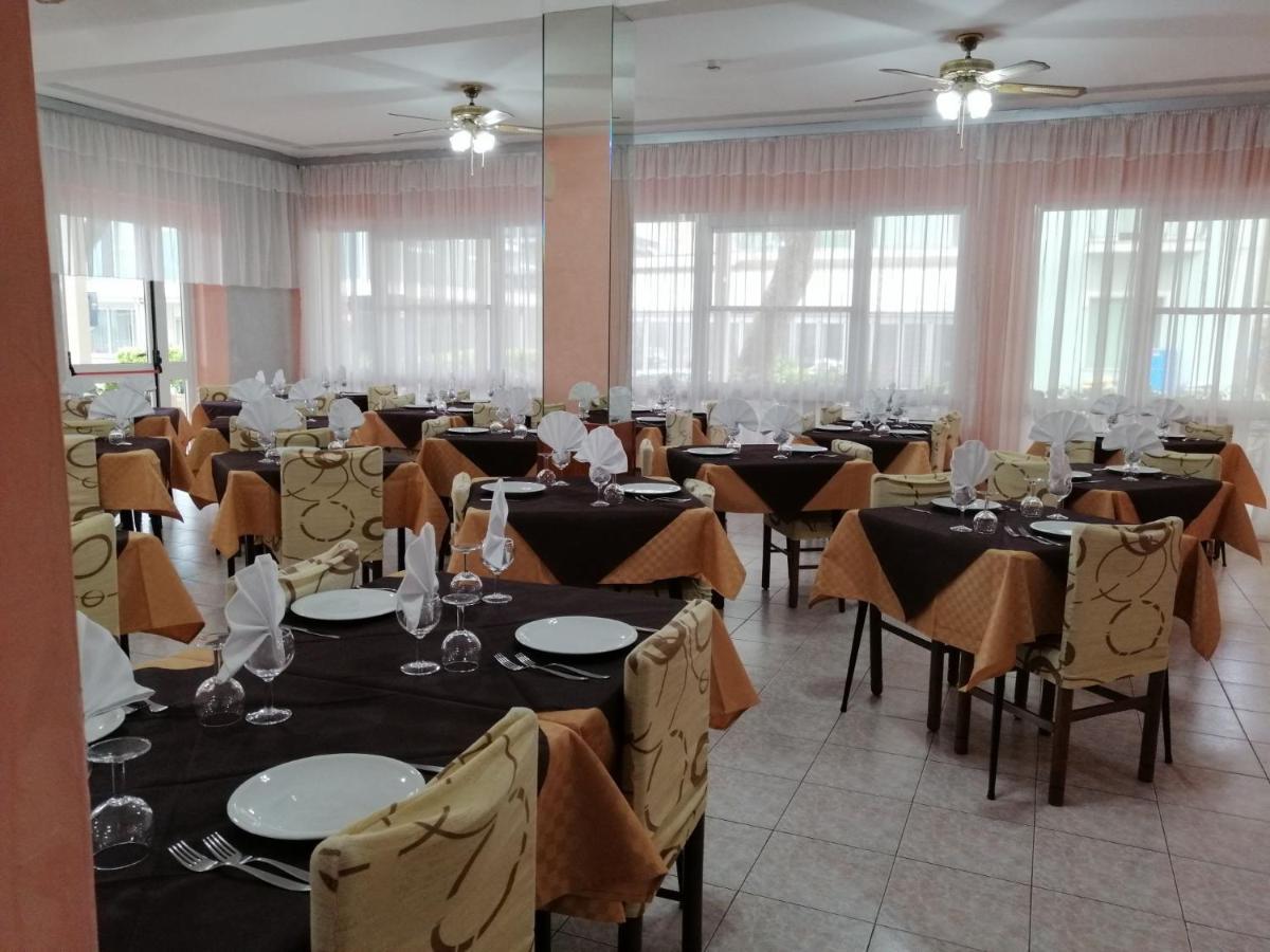 Hotel Alba Rimini Esterno foto