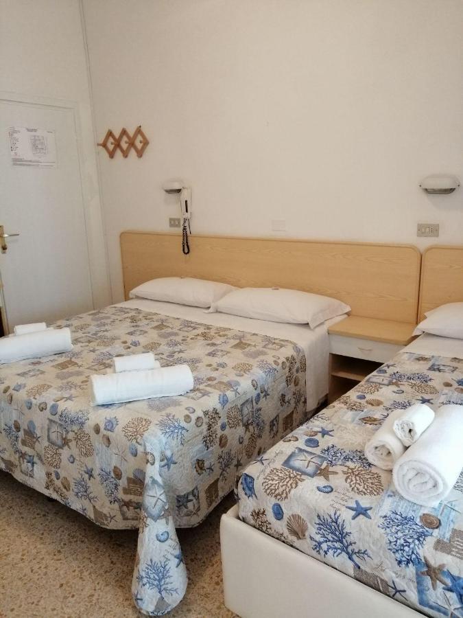 Hotel Alba Rimini Esterno foto