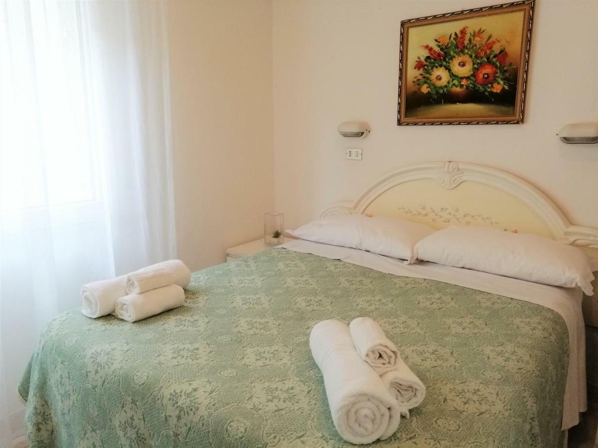 Hotel Alba Rimini Esterno foto