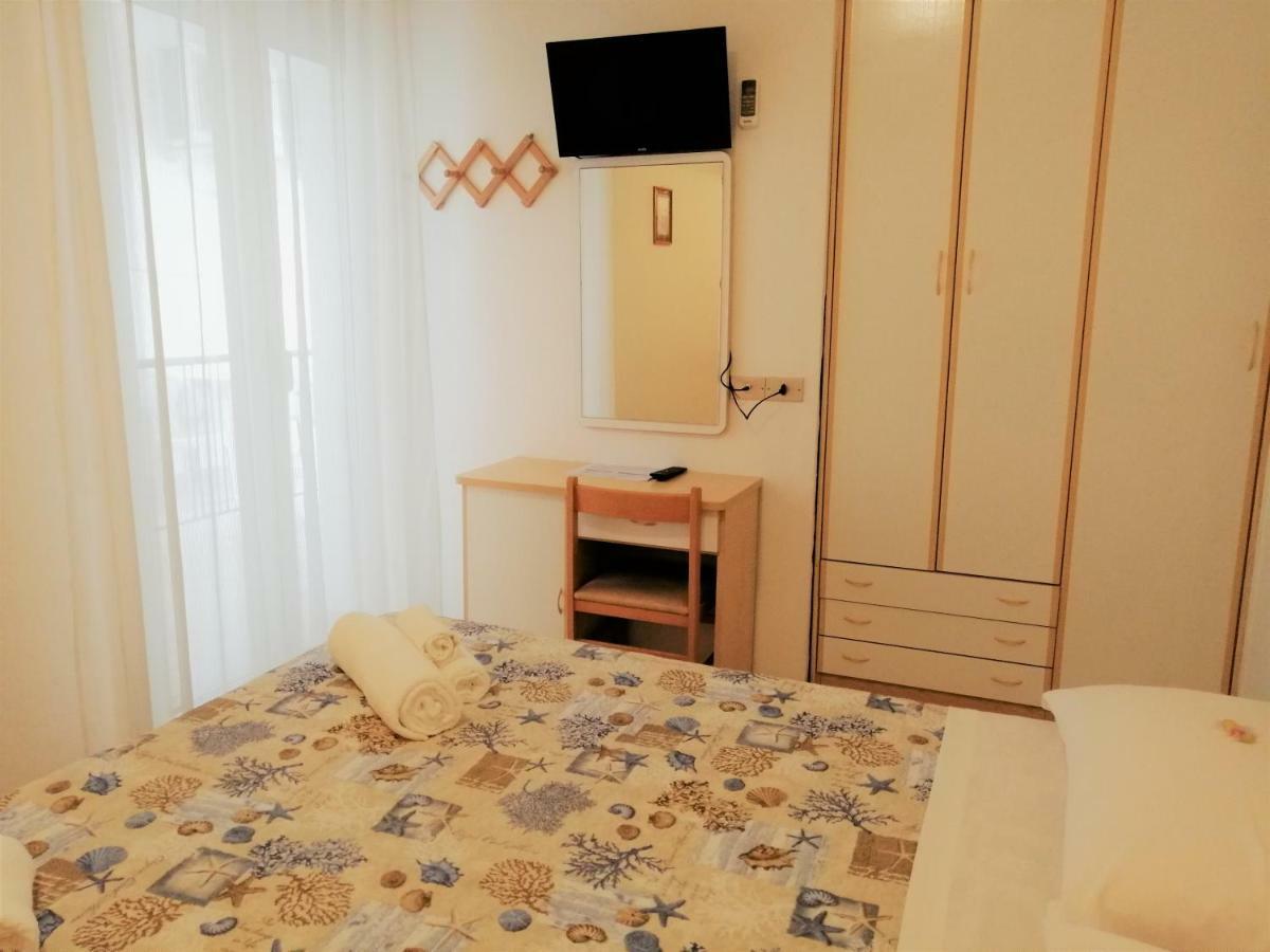 Hotel Alba Rimini Esterno foto